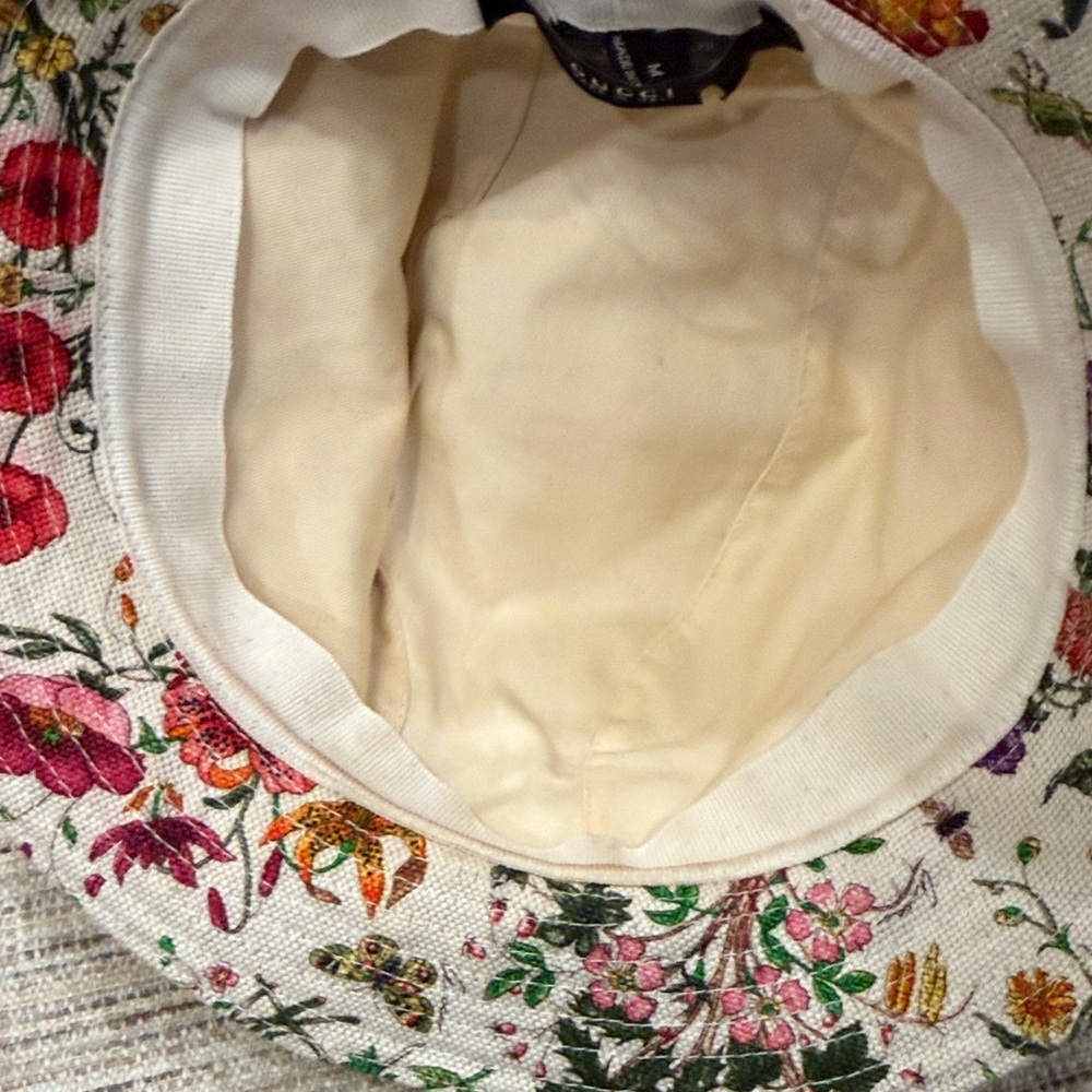 Gucci White Floral Print Bucket Hat with Beige Leather Trim - Picture 6 of 14